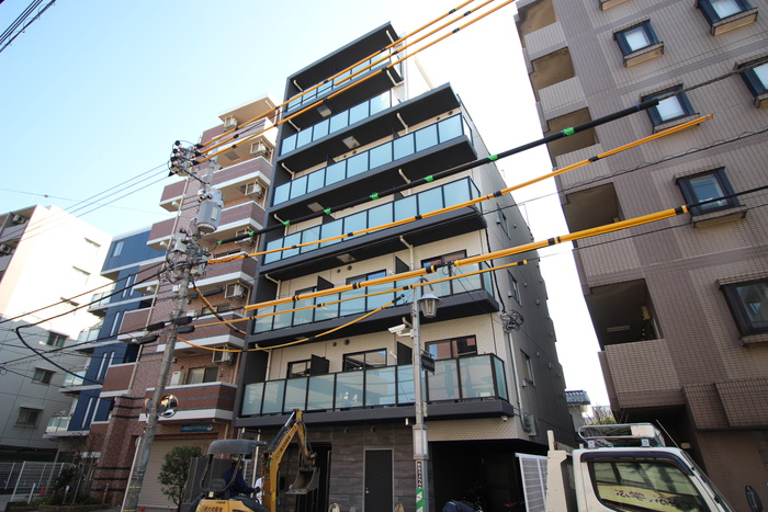 建築中