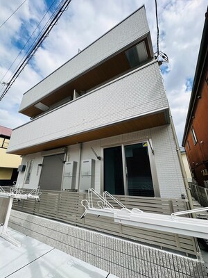 グラナーデ貫井