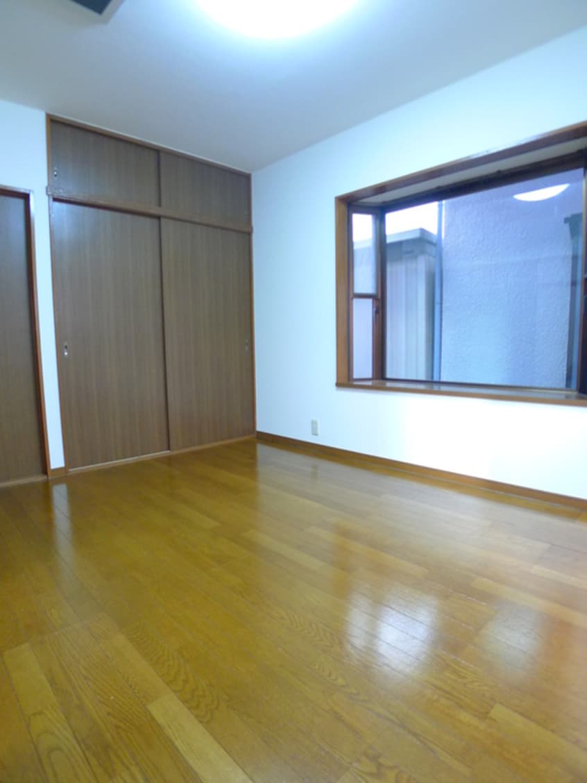 居室 プリュニエ