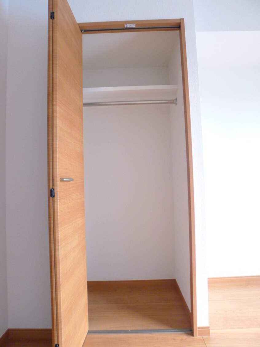 収納 ペアパレス六町２号館