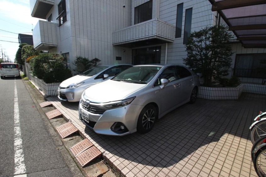 駐車場 カーサ吉川