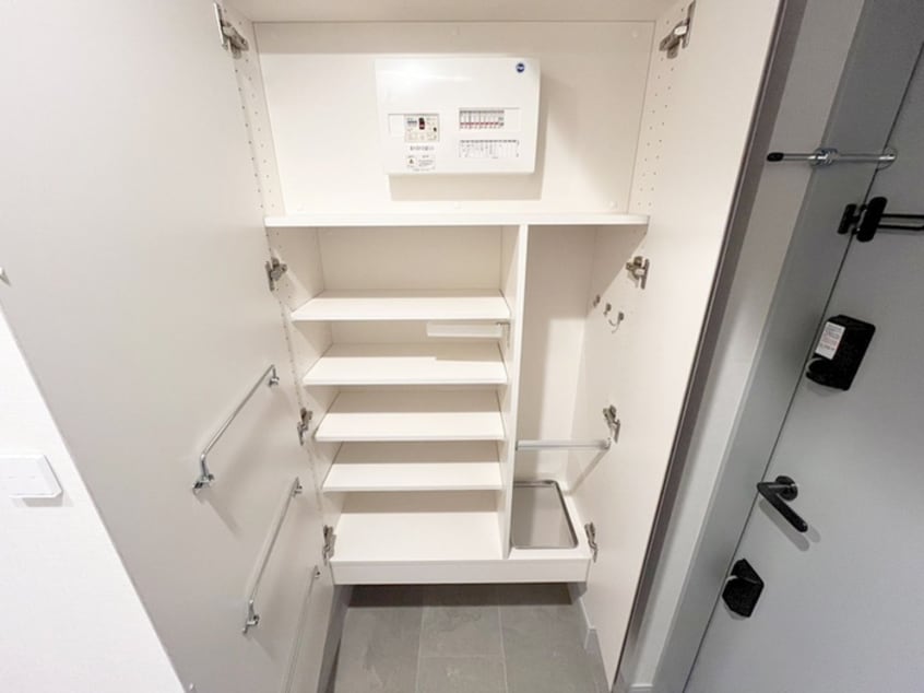 靴箱 リビオメゾン東池袋