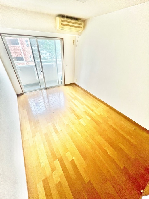 居室 アイビ－コ－ト