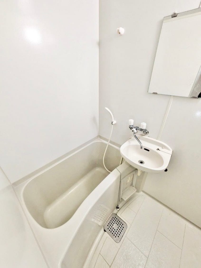 バス／シャワールーム等 アイビ－コ－ト