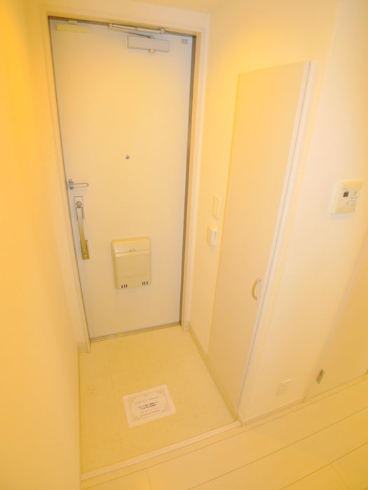 玄関 リブリ・レスト