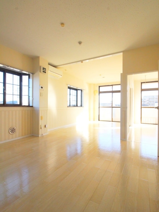 室内からの展望 グランドヒルズ