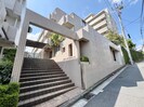 ジョイフル三ツ沢Ａ棟の外観