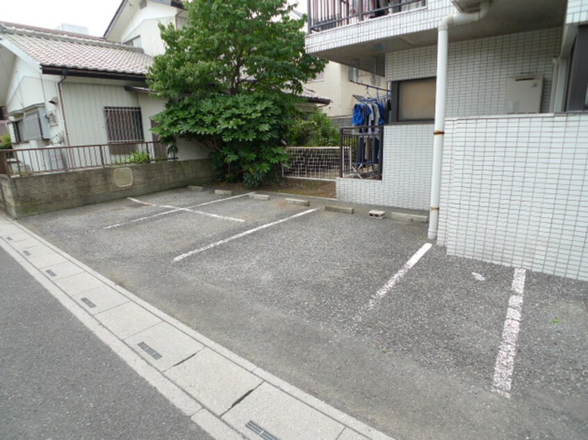 駐車場 奈良町ハイツ