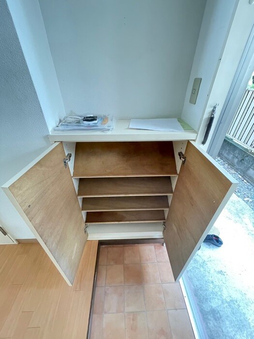 靴箱 代田ハイツ