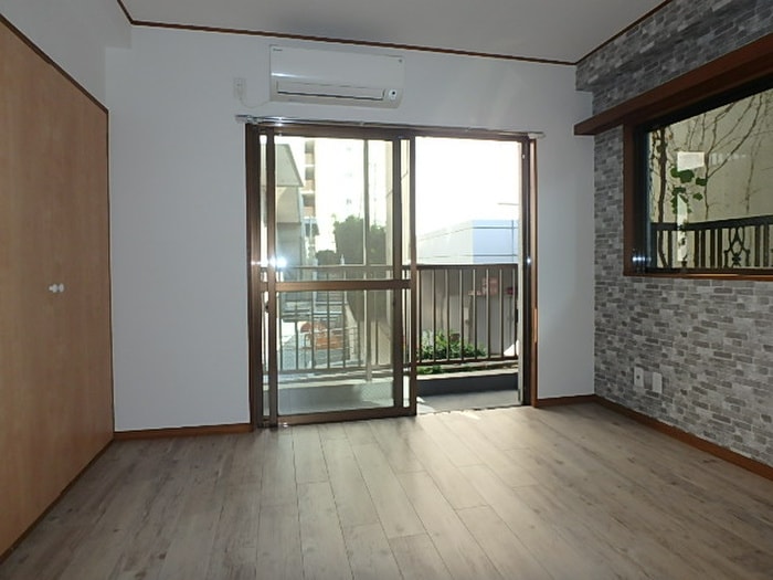 居室 服部ビル（2F）