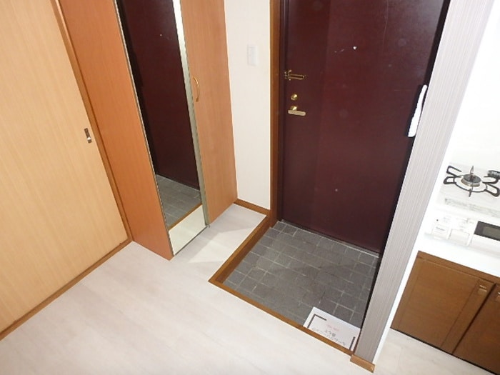 玄関 服部ビル（2F）