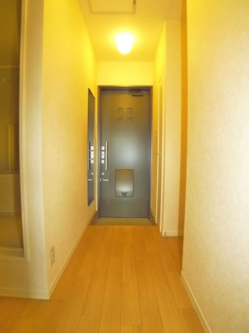 廊下 ロジュマンブリヤン