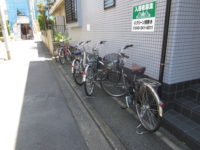 駐輪場 ＷＯＯＤ　ＢＥＬＬ　Ｖ