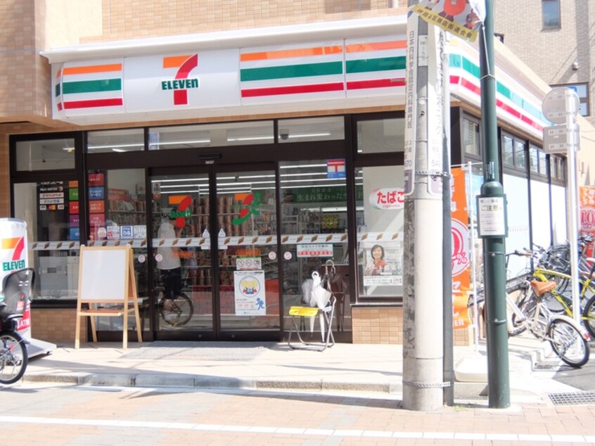 セブンイレブン 世田谷用賀駅東店(コンビニ)まで124m Ｗｉｓｔｅｒｉａ　Ｃｏｕｒｔ