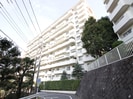新ゆりｸﾞﾘｰﾝﾀｳﾝｱｶｼｱ街区3号棟の外観