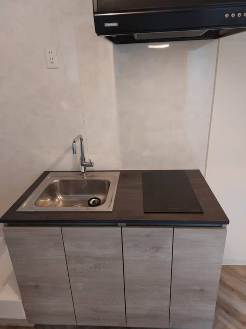 キッチン ＣＯＮＴＥＬ　ＹＯＴＳＵＹＡⅡ