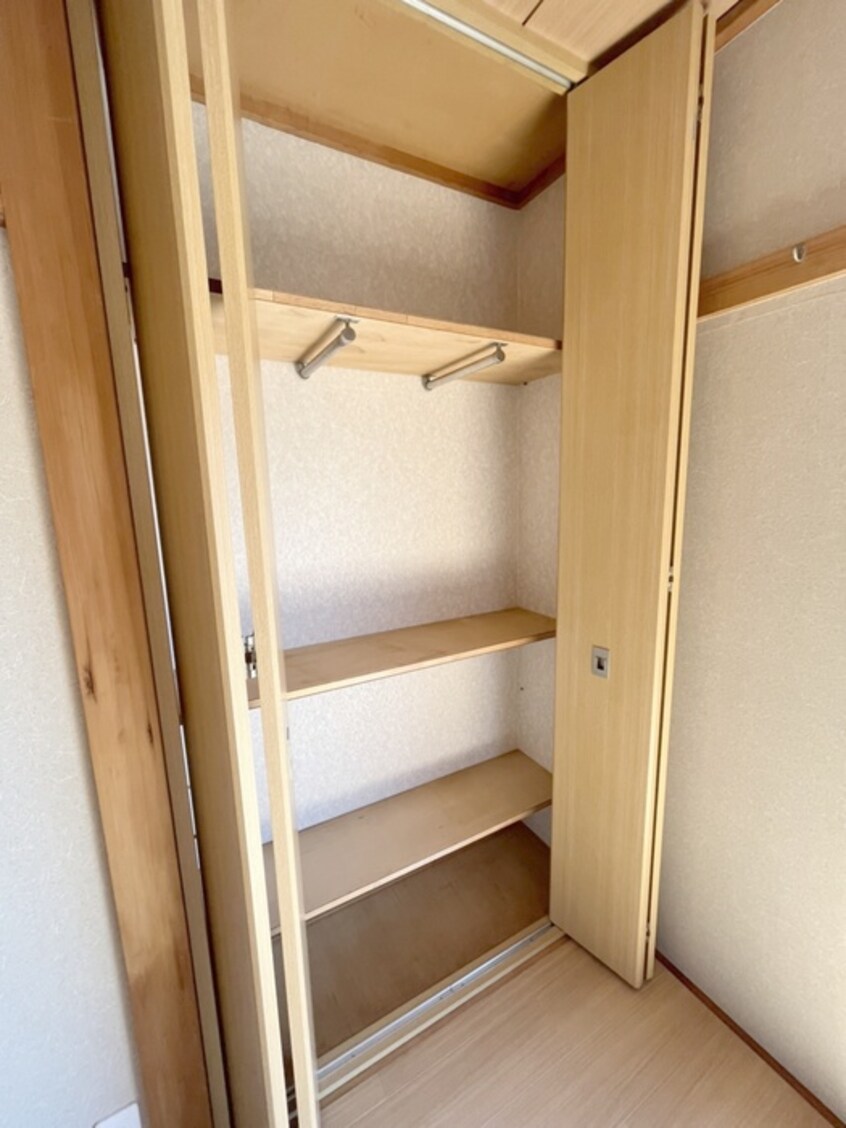 収納 それいゆ一ツ橋一番館