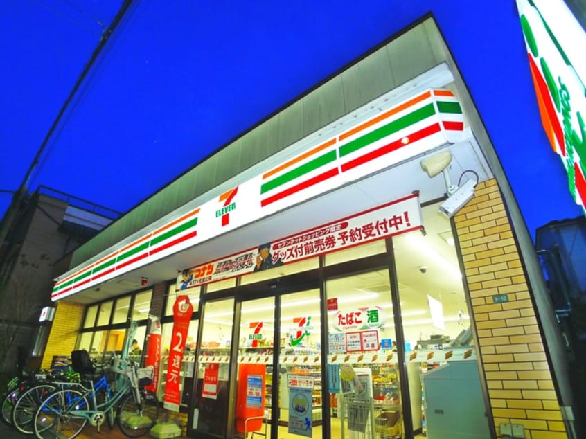 セブンイレブン千住寿町(コンビニ)まで400m ルノン北千住