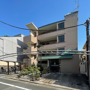 カ－サ神山