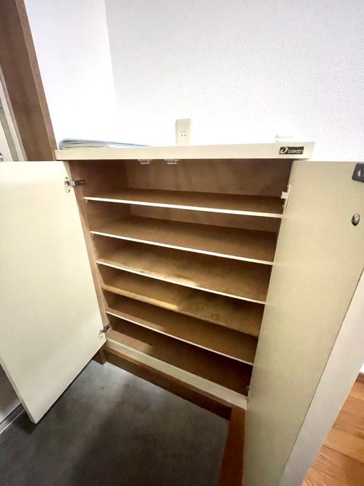 靴箱 ビバ・ピアニシモ