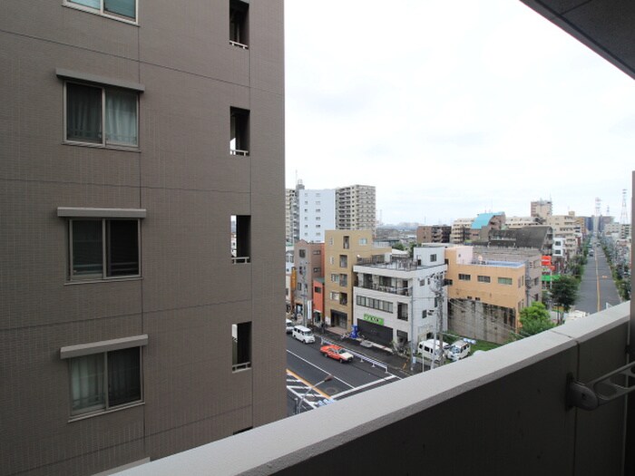 室内からの展望 Ｊｓ　Ｃｒａｄｌｅ