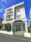 カルムメゾンの外観