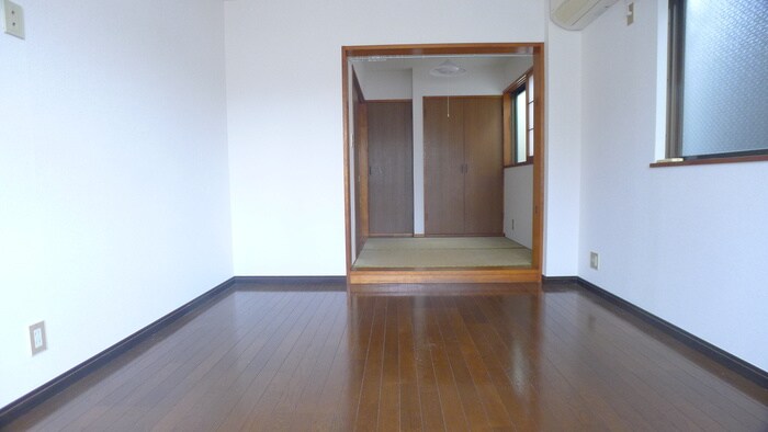 居室 リベラル大橋