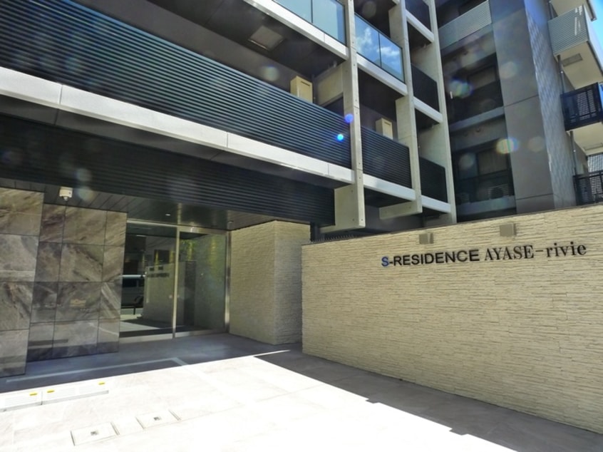 エントランス部分 S-RESIDENCE綾瀬rivie
