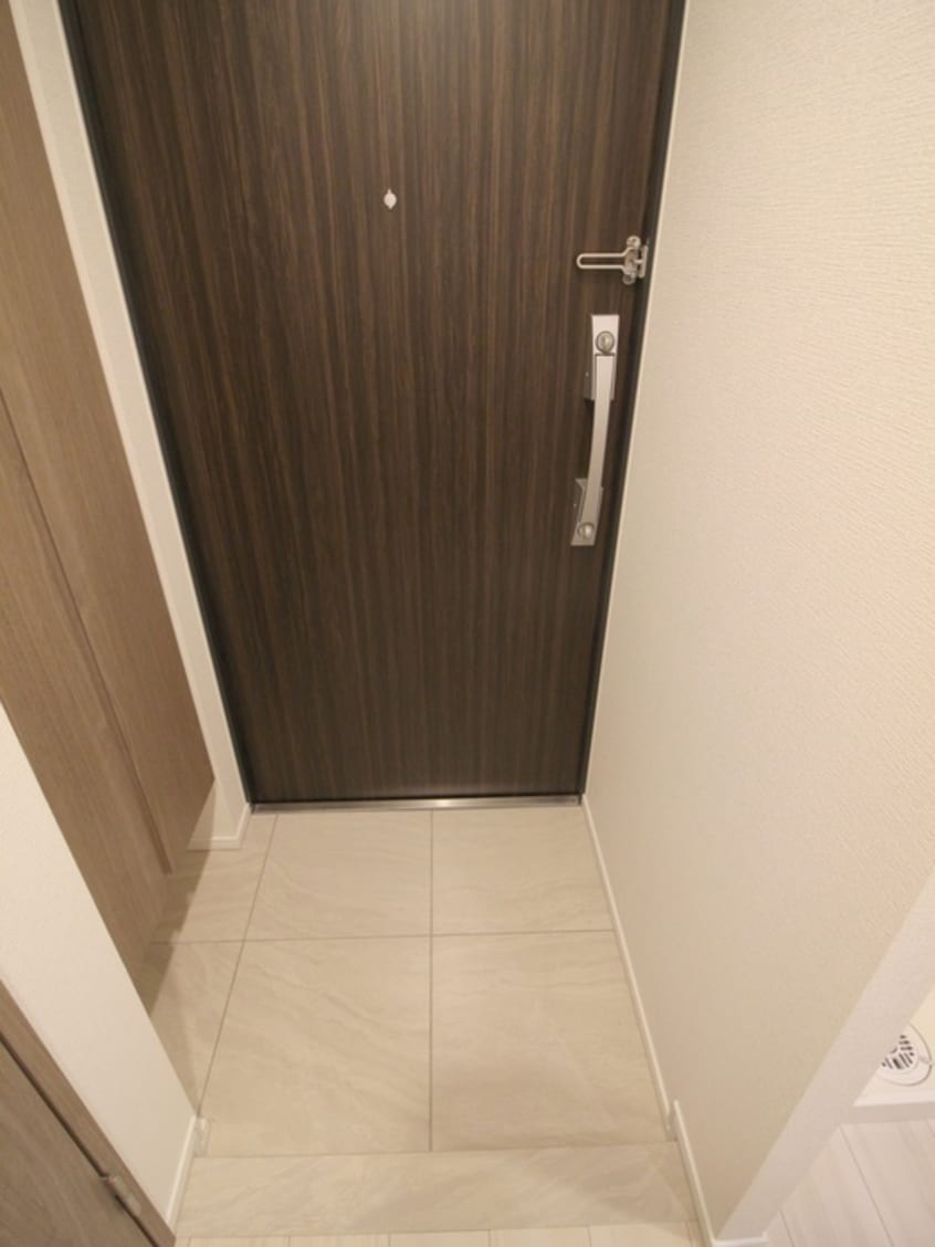 玄関 S-RESIDENCE綾瀬rivie