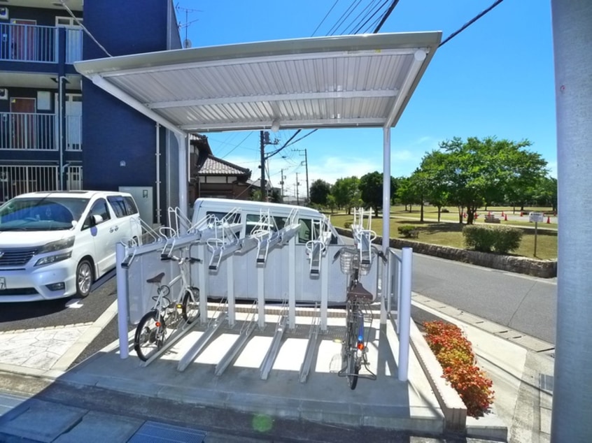 駐輪場 フェリーチェ五井