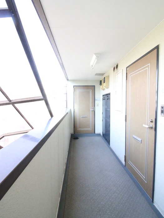 エントランス部分 レジデンス平塚