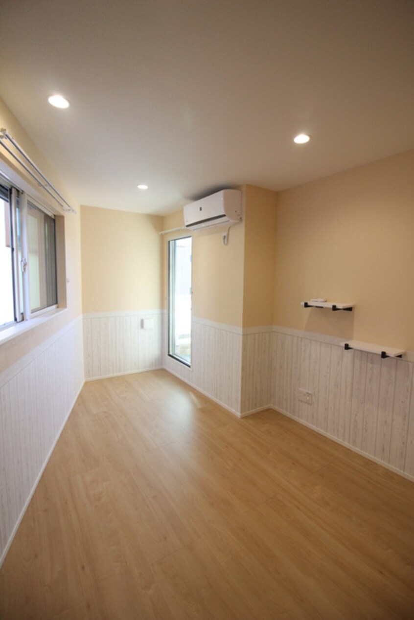 居室 リポス瀬谷C棟