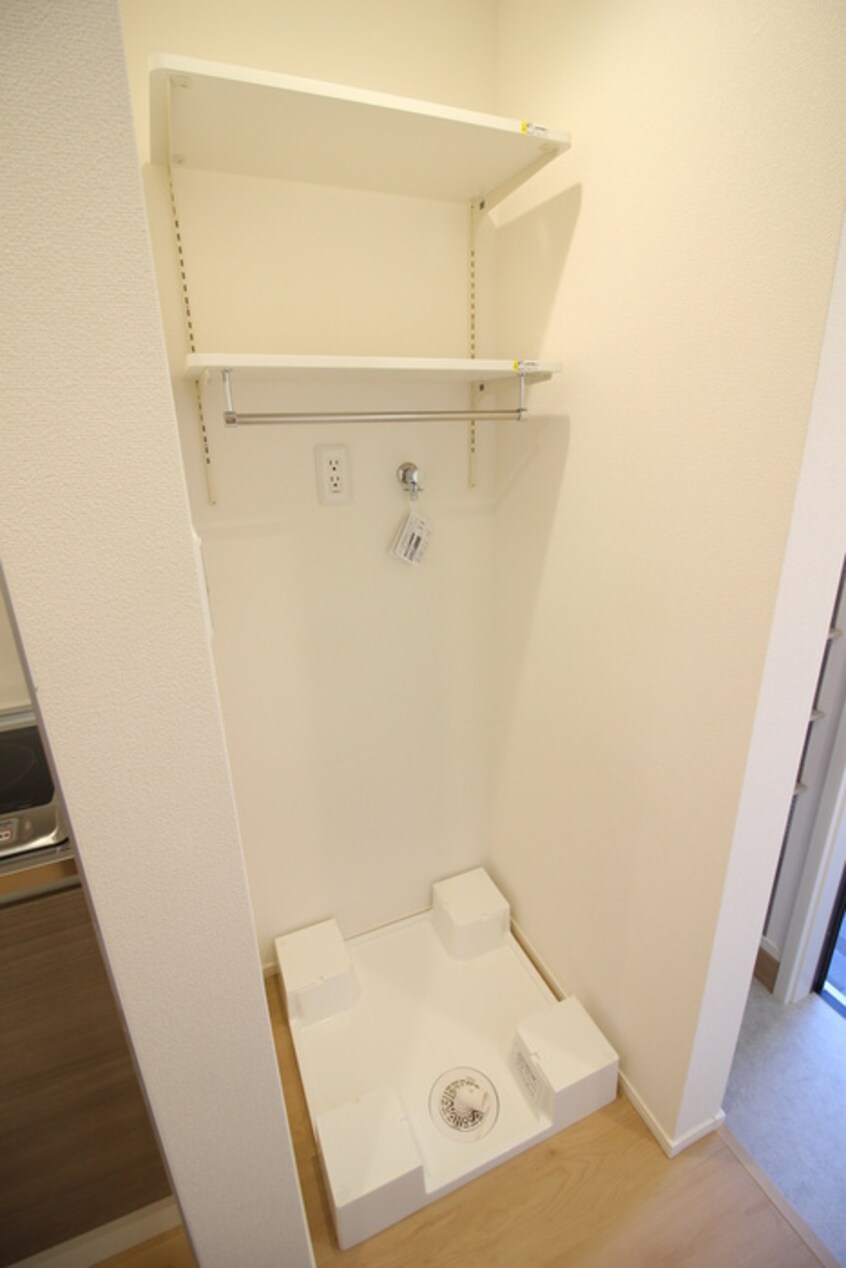 洗濯機置場 リポス瀬谷C棟