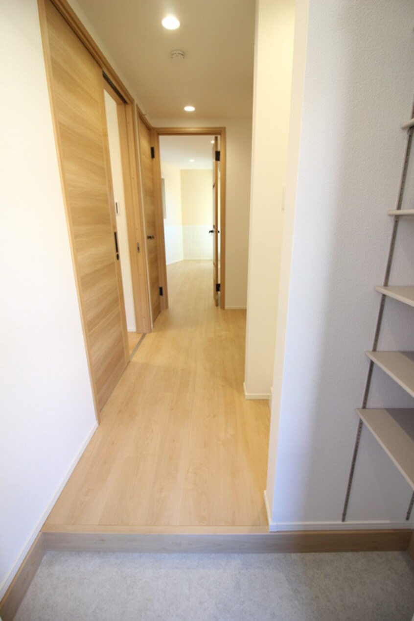 玄関 リポス瀬谷C棟