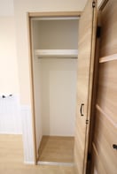 収納 リポス瀬谷C棟