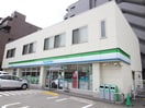 ファミリーマート(コンビニ)まで126m リヴィエ－ル