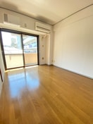 居室 ルルド・タカハラ