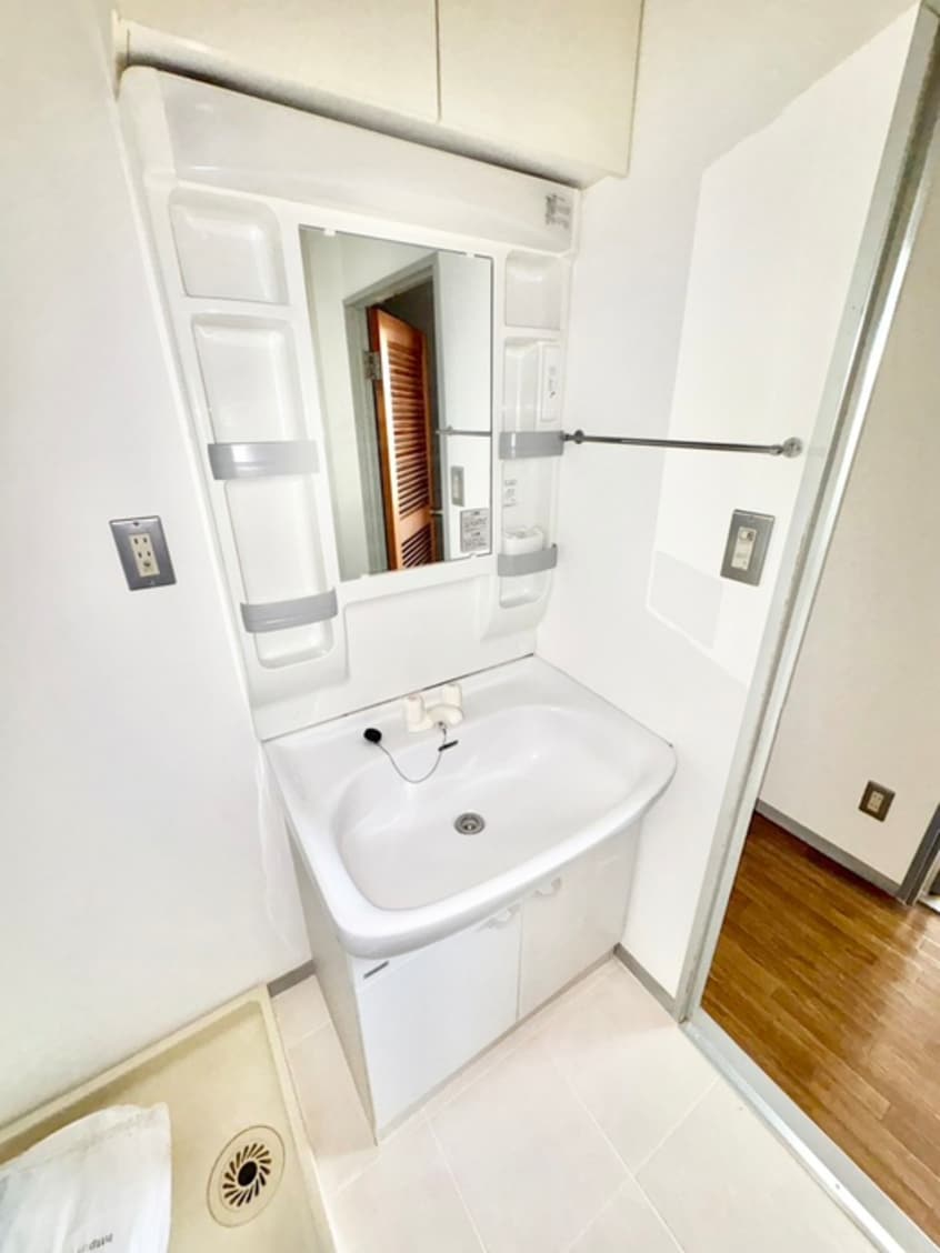 洗面 ルルド・タカハラ