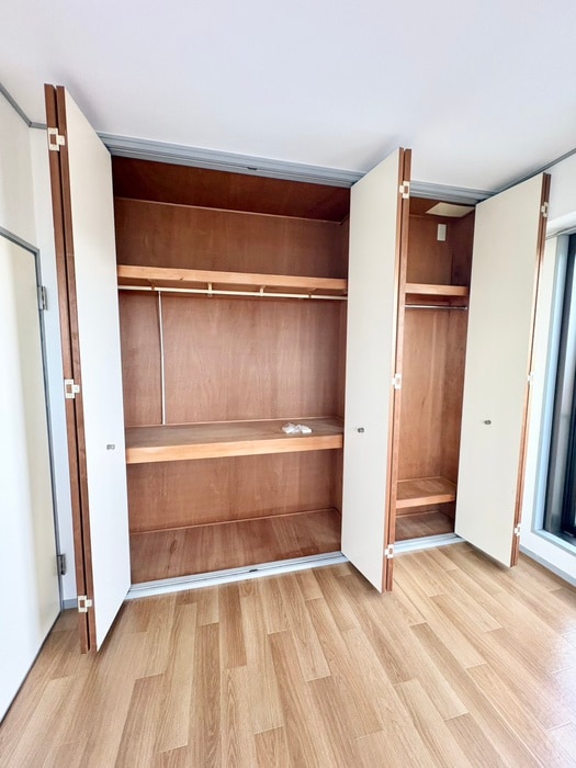 収納 ルルド・タカハラ