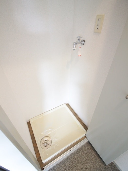 洗濯機置場 クレスト東が丘