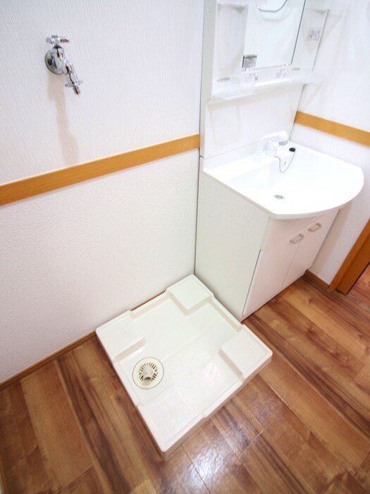 洗濯機置場 コンフォ－トポルテ