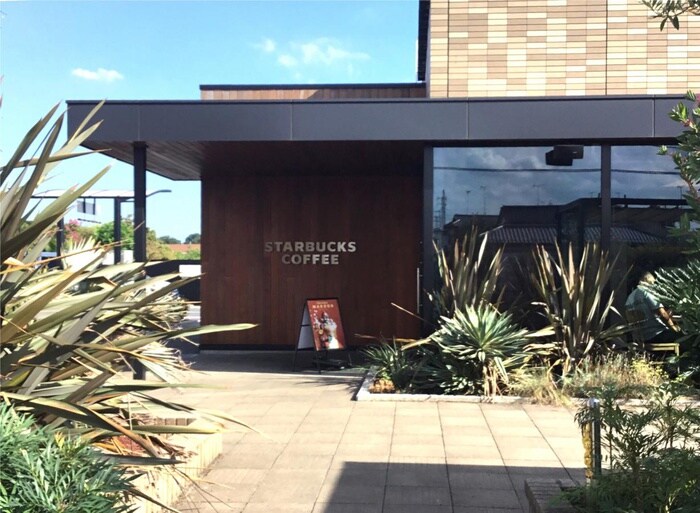 スターバックス(カフェ)まで700m ｃａｓｔｌｅ大和田