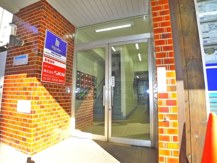 エントランス部分 第５泉ビル(401)