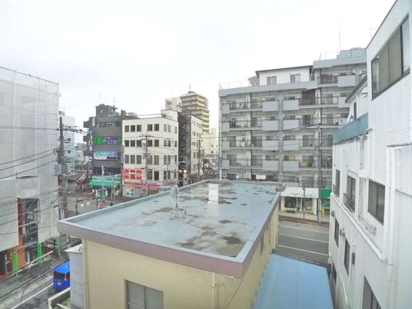 室内からの展望 第５泉ビル(401)