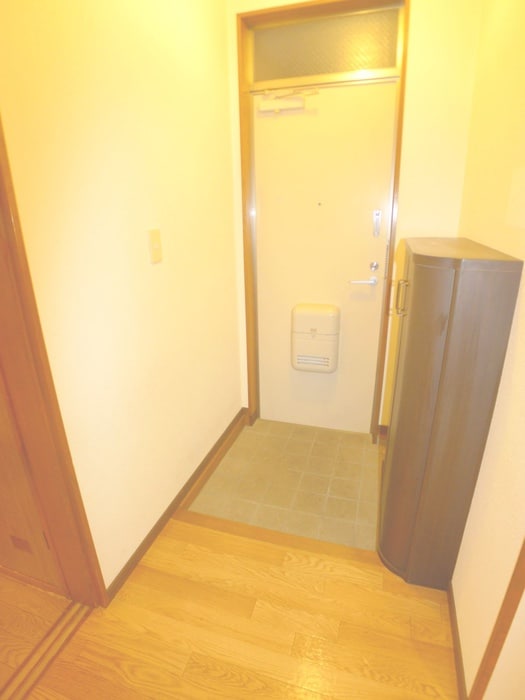 玄関 シャトルナカケイ