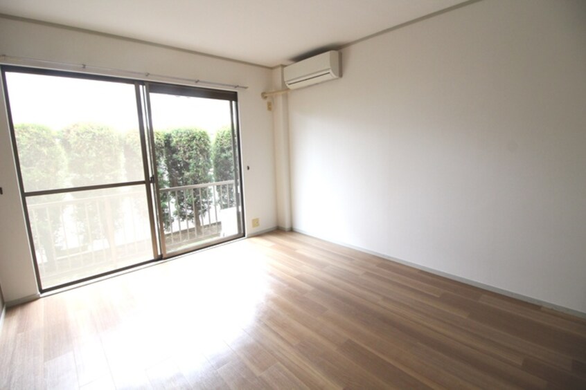 居室 第３アベニュ－ハウス