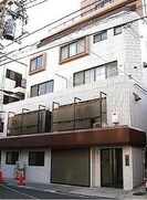 関口パークビルの外観