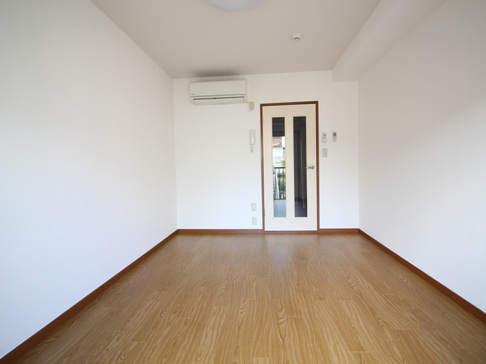 居室 パインクレスト方南