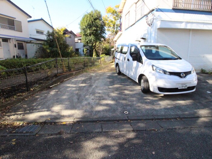 駐車場 小澤荘