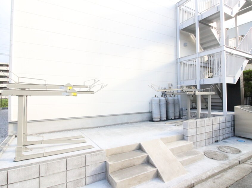 駐輪場 MQuarto江田